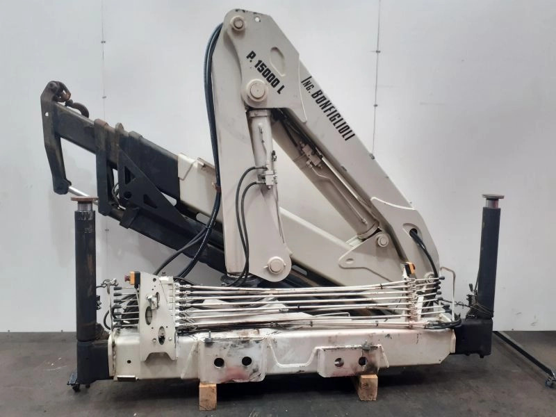 Grúa Bonfiglioli P15000L - עגורן מעמיס עבור משאית: תמונה 3 Grúa Bonfiglioli P15000L - עגורן מעמיס עבור משאית: תמונה 3