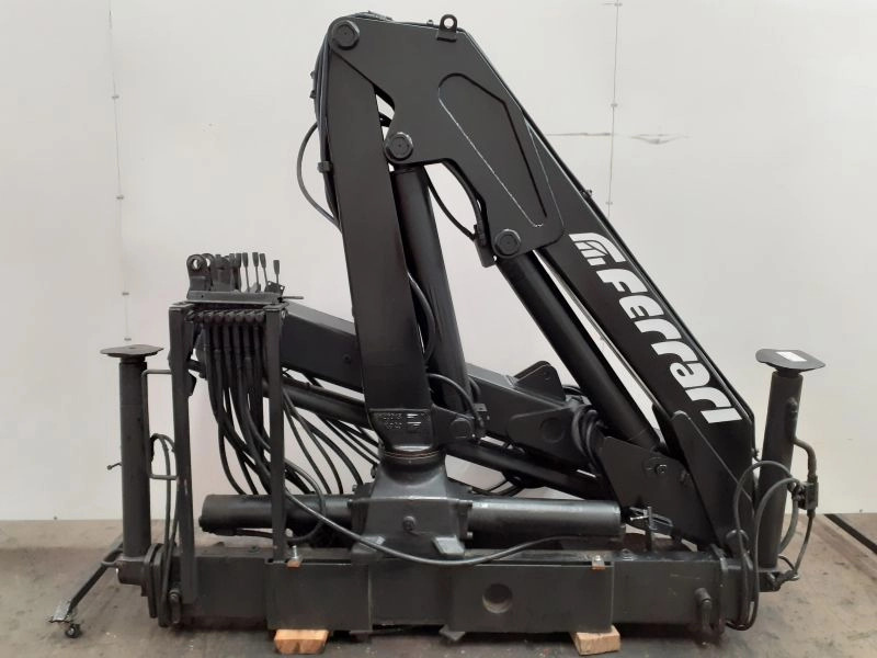 Grúa Ferrari F708 - עגורן מעמיס עבור משאית: תמונה 2 Grúa Ferrari F708 - עגורן מעמיס עבור משאית: תמונה 2