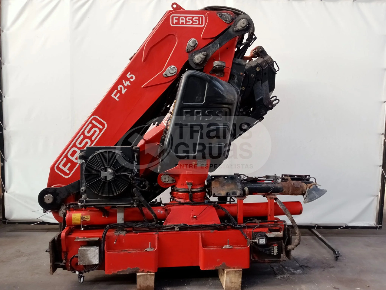Grúa hidráulica Fassi F245A.2.25 E-DYNAMIC - עגורן מעמיס: תמונה 1 Grúa hidráulica Fassi F245A.2.25 E-DYNAMIC - עגורן מעמיס: תמונה 1