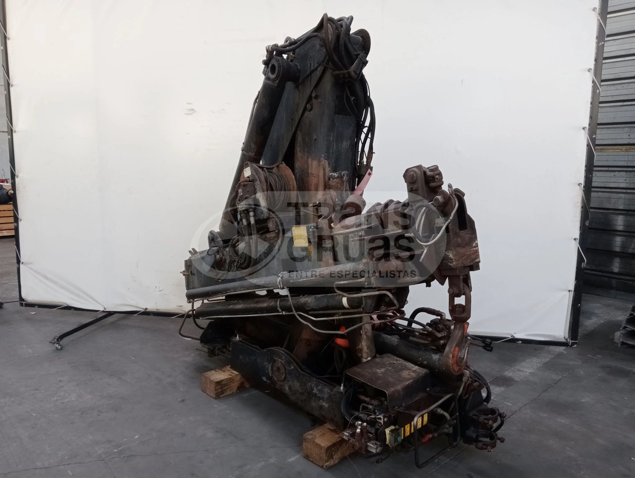 Grúa hidráulica Hiab 095-3 - עגורן מעמיס: תמונה 4 Grúa hidráulica Hiab 095-3 - עגורן מעמיס: תמונה 4