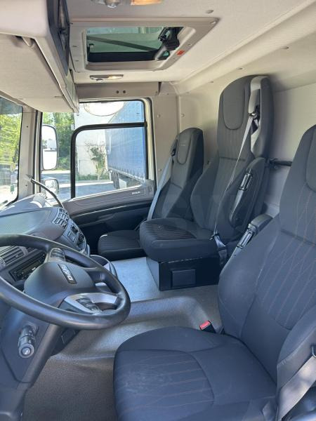 DAF CF 340 - משאית תיבה: תמונה 5 DAF CF 340 - משאית תיבה: תמונה 5