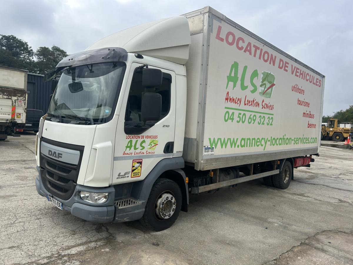 DAF LF 210 - משאית תיבה: תמונה 2 DAF LF 210 - משאית תיבה: תמונה 2