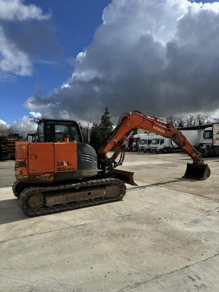 Hitachi ZX85USB-5A - מחפר סורק: תמונה 2 Hitachi ZX85USB-5A - מחפר סורק: תמונה 2