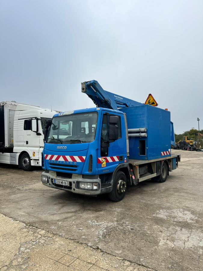Iveco Eurocargo 100E19 - פלטפורמה אווירית מותקנת על משאית: תמונה 1 Iveco Eurocargo 100E19 - פלטפורמה אווירית מותקנת על משאית: תמונה 1