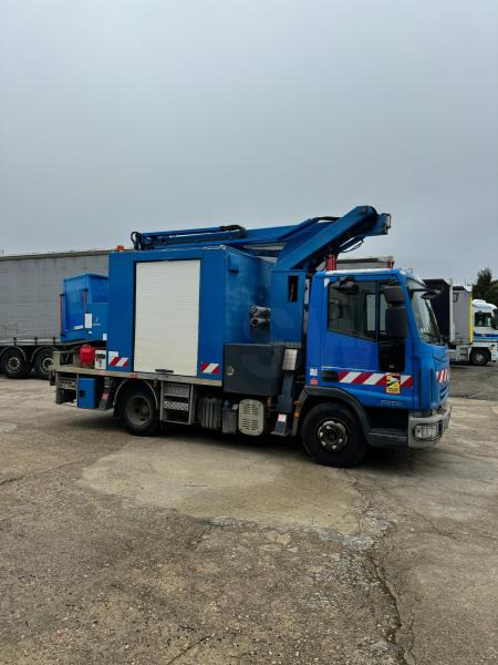 Iveco Eurocargo 100E19 - פלטפורמה אווירית מותקנת על משאית: תמונה 4 Iveco Eurocargo 100E19 - פלטפורמה אווירית מותקנת על משאית: תמונה 4