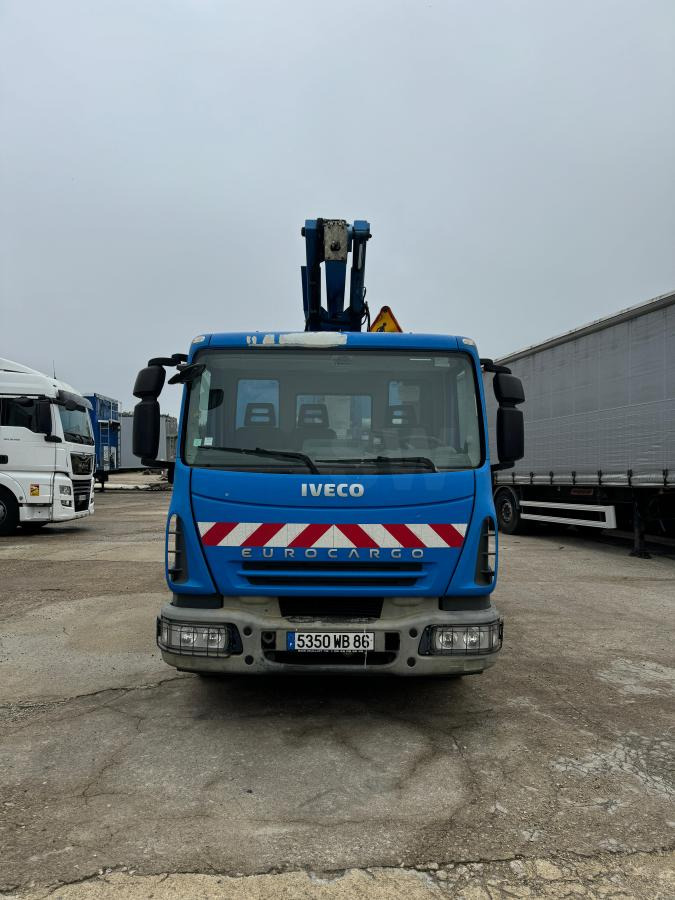 Iveco Eurocargo 100E19 - פלטפורמה אווירית מותקנת על משאית: תמונה 2 Iveco Eurocargo 100E19 - פלטפורמה אווירית מותקנת על משאית: תמונה 2