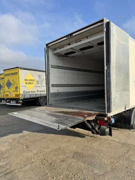 Iveco Eurocargo 160E30 - משאית קירור: תמונה 2 Iveco Eurocargo 160E30 - משאית קירור: תמונה 2