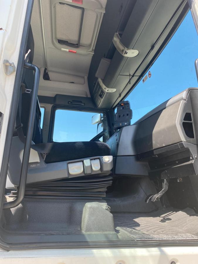 MAN TGX 18.360 - משאית וילונות צד: תמונה 5 MAN TGX 18.360 - משאית וילונות צד: תמונה 5