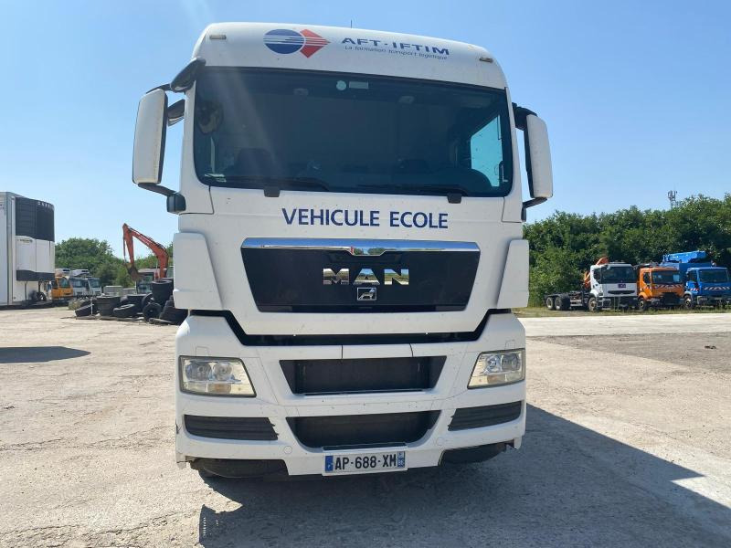 MAN TGX 18.360 - משאית וילונות צד: תמונה 2 MAN TGX 18.360 - משאית וילונות צד: תמונה 2