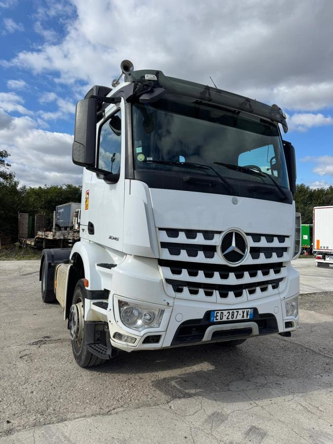 Mercedes Arocs 2045 - יחידת טרקטור: תמונה 1 Mercedes Arocs 2045 - יחידת טרקטור: תמונה 1