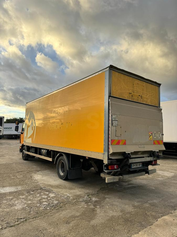 Renault Midlum 220 - משאית תיבה: תמונה 5 Renault Midlum 220 - משאית תיבה: תמונה 5