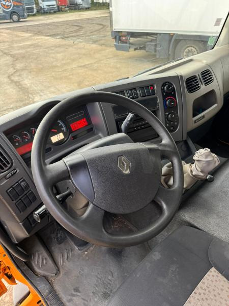 Renault Midlum 220 - משאית תיבה: תמונה 5 Renault Midlum 220 - משאית תיבה: תמונה 5
