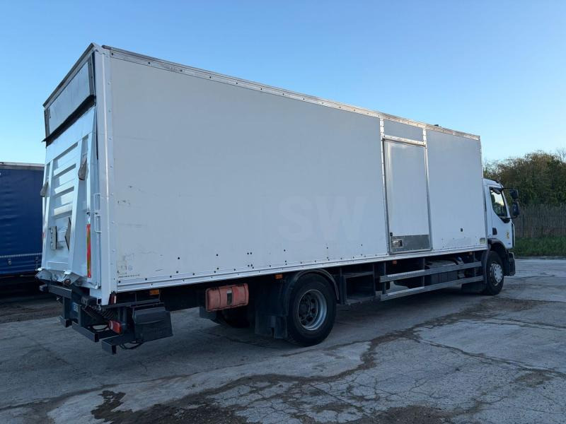 Renault Premium 270 - משאית תיבה: תמונה 4 Renault Premium 270 - משאית תיבה: תמונה 4