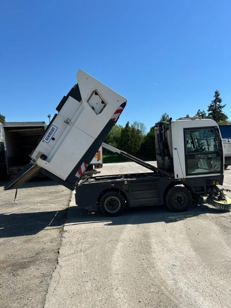 Schmidt Clingo 500 Compact 400 - מטאטא כבישים: תמונה 4 Schmidt Clingo 500 Compact 400 - מטאטא כבישים: תמונה 4