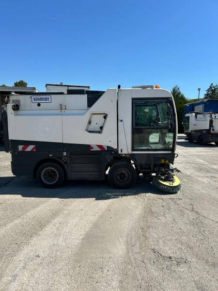 Schmidt Clingo 500 Compact 400 - מטאטא כבישים: תמונה 1 Schmidt Clingo 500 Compact 400 - מטאטא כבישים: תמונה 1