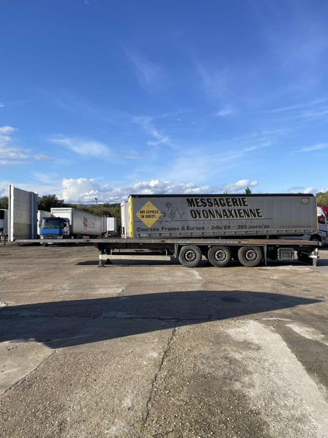 Schmitz Cargobull - סמיטריילר צד נופל/ שטוח: תמונה 1 Schmitz Cargobull - סמיטריילר צד נופל/ שטוח: תמונה 1