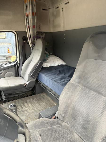 Volvo FH12 380 - יחידת טרקטור: תמונה 3 Volvo FH12 380 - יחידת טרקטור: תמונה 3