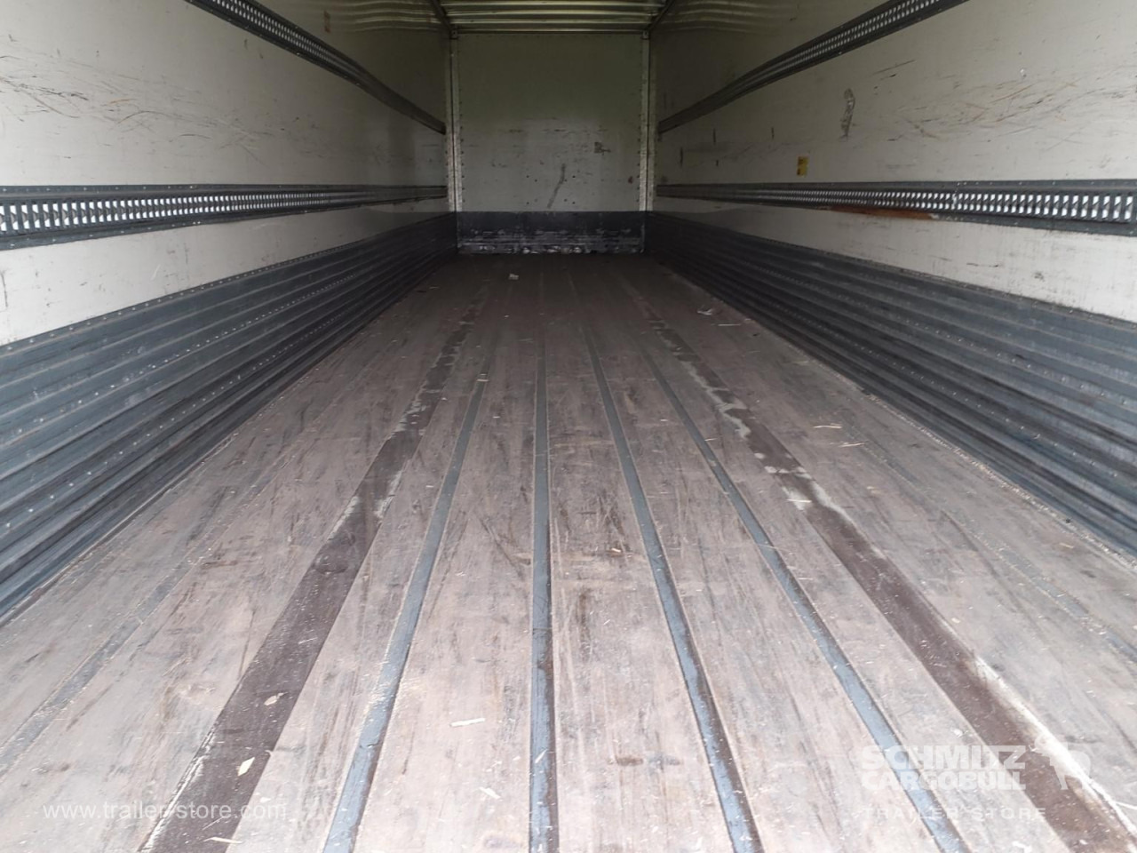 FRUEHAUF Dryfreight Standard Roller shutter door - סמיטריילר בתיבה סגורה: תמונה 3 FRUEHAUF Dryfreight Standard Roller shutter door - סמיטריילר בתיבה סגורה: תמונה 3