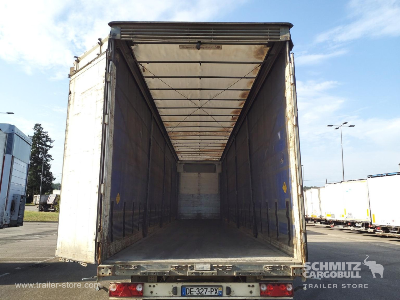 SCHMITZ Curtainsider Mega - סמיטריילר עם וילונות צד: תמונה 5 SCHMITZ Curtainsider Mega - סמיטריילר עם וילונות צד: תמונה 5