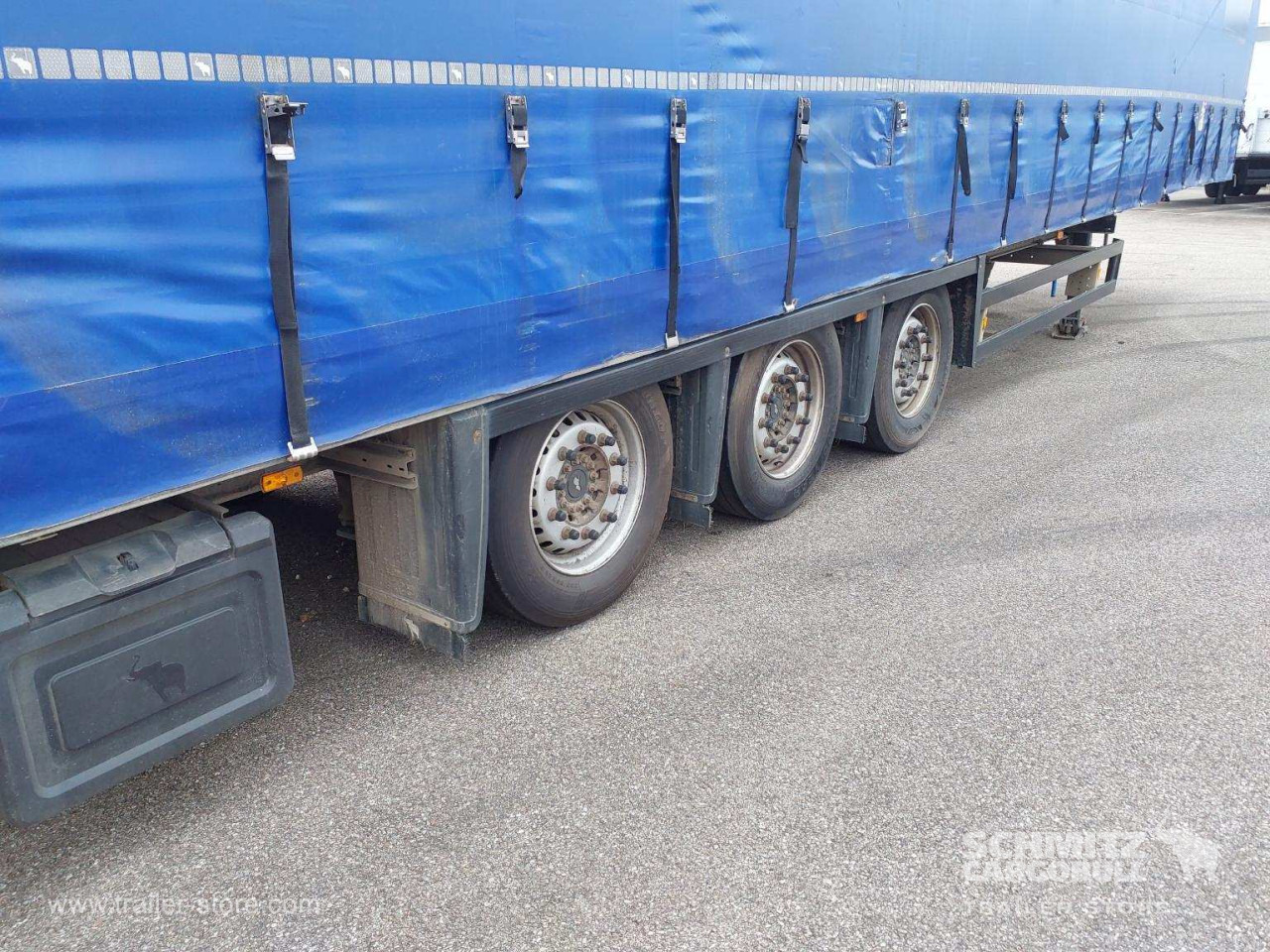 SCHMITZ Curtainsider Mega - סמיטריילר עם וילונות צד: תמונה 2 SCHMITZ Curtainsider Mega - סמיטריילר עם וילונות צד: תמונה 2