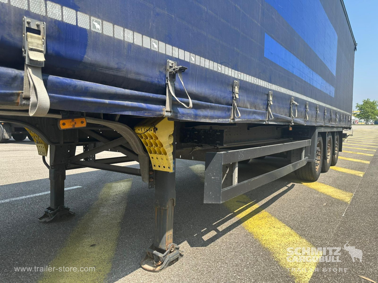 SCHMITZ Curtainsider Mega - סמיטריילר עם וילונות צד: תמונה 3 SCHMITZ Curtainsider Mega - סמיטריילר עם וילונות צד: תמונה 3