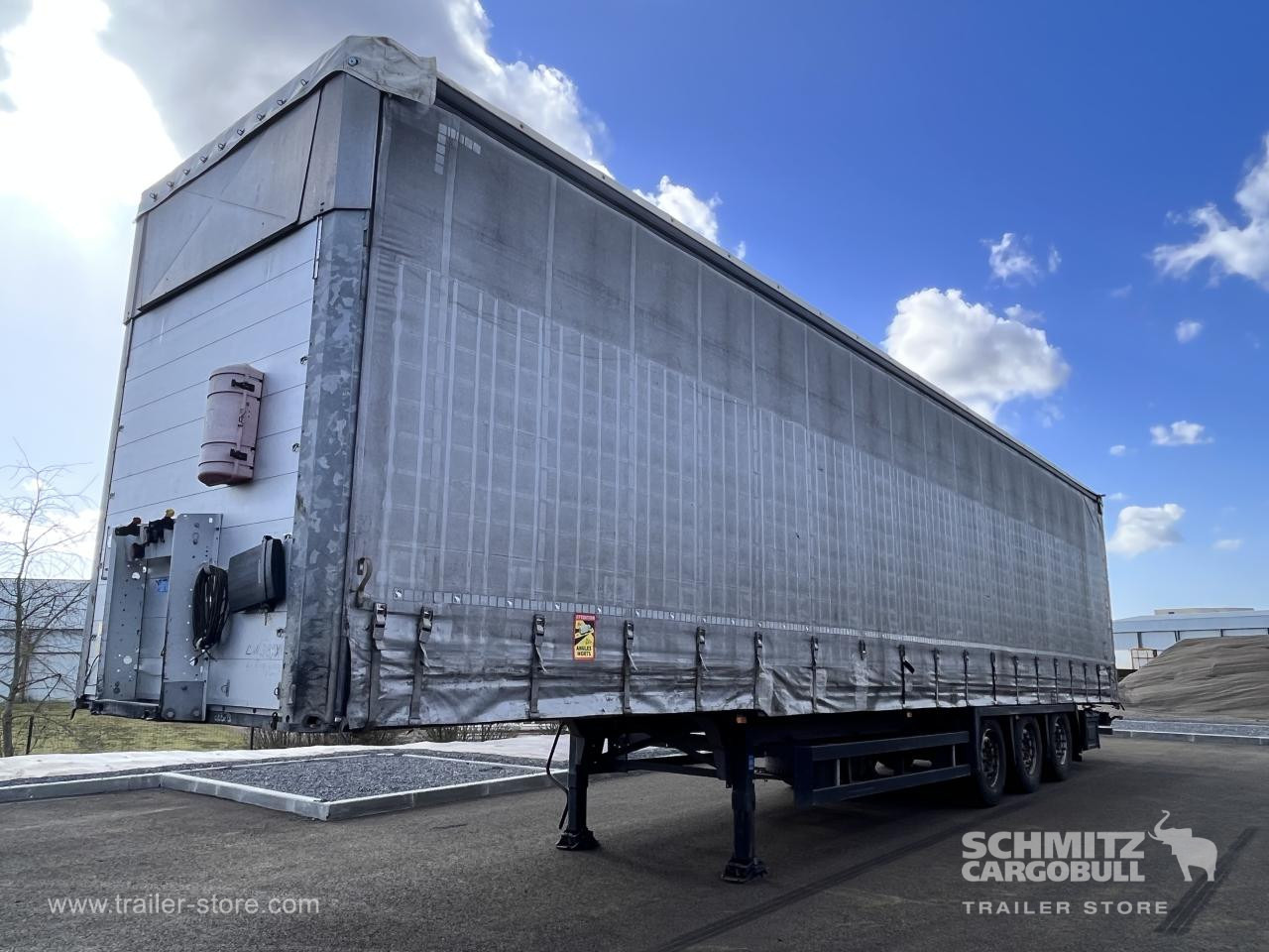 SCHMITZ Curtainsider Mega - סמיטריילר עם וילונות צד: תמונה 4 SCHMITZ Curtainsider Mega - סמיטריילר עם וילונות צד: תמונה 4