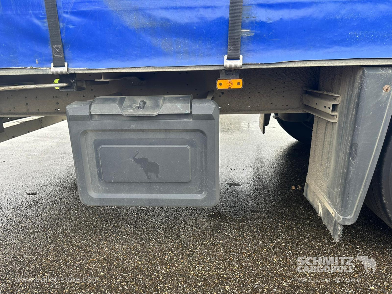 SCHMITZ Curtainsider Mega - סמיטריילר עם וילונות צד: תמונה 4 SCHMITZ Curtainsider Mega - סמיטריילר עם וילונות צד: תמונה 4