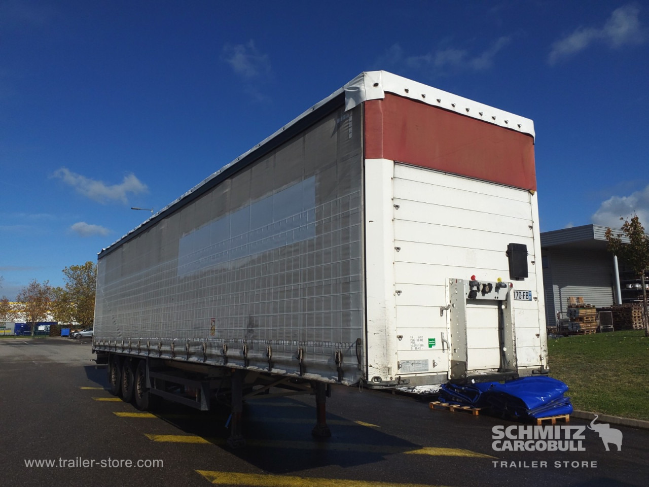 SCHMITZ Curtainsider Standard - סמיטריילר עם וילונות צד: תמונה 1 SCHMITZ Curtainsider Standard - סמיטריילר עם וילונות צד: תמונה 1