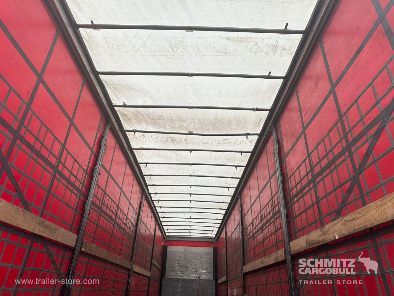 SCHMITZ Curtainsider Standard - סמיטריילר עם וילונות צד: תמונה 5 SCHMITZ Curtainsider Standard - סמיטריילר עם וילונות צד: תמונה 5