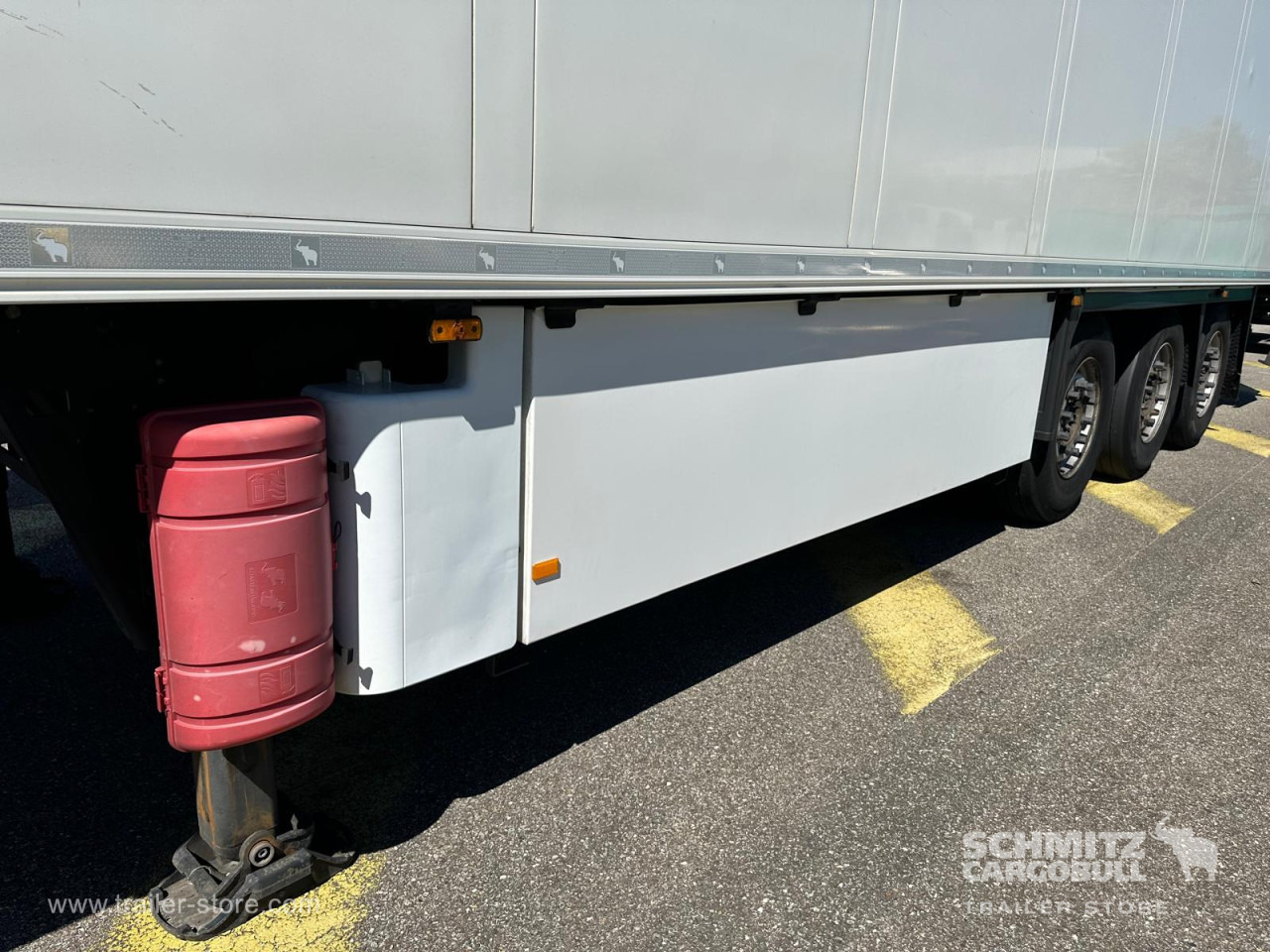 SCHMITZ Reefer Multitemp Double deck Taillift - סמיטריילר איזותרמי: תמונה 4 SCHMITZ Reefer Multitemp Double deck Taillift - סמיטריילר איזותרמי: תמונה 4