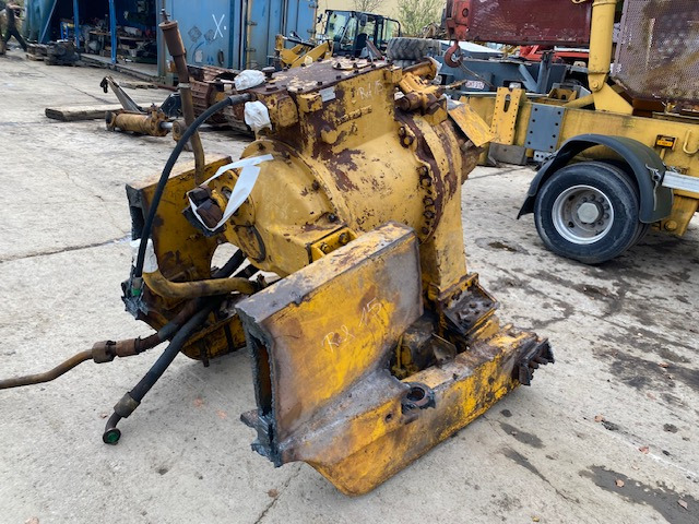 CAT 3P-3057 / 3P-9094 / CAT 988 B - 50W3275 - תיבת הילוכים עבור מכונת בנייה: תמונה 3 CAT 3P-3057 / 3P-9094 / CAT 988 B - 50W3275 - תיבת הילוכים עבור מכונת בנייה: תמונה 3