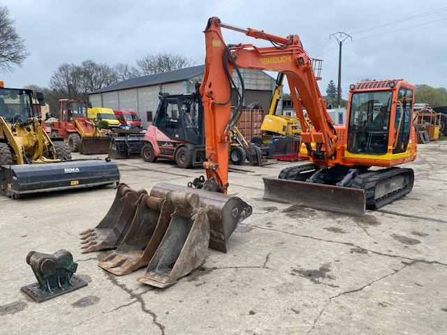 Takeuchi TB 175 - מיני מחפר: תמונה 1 Takeuchi TB 175 - מיני מחפר: תמונה 1