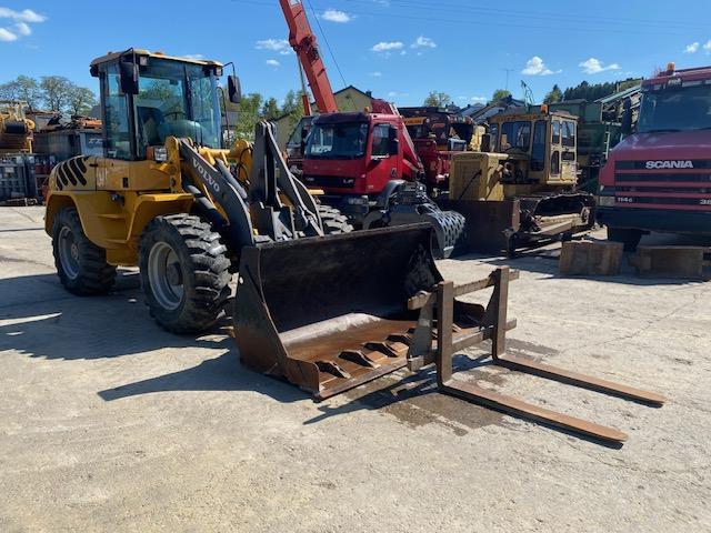 Volvo L 40 TP - מעמיס גלגלים: תמונה 2 Volvo L 40 TP - מעמיס גלגלים: תמונה 2