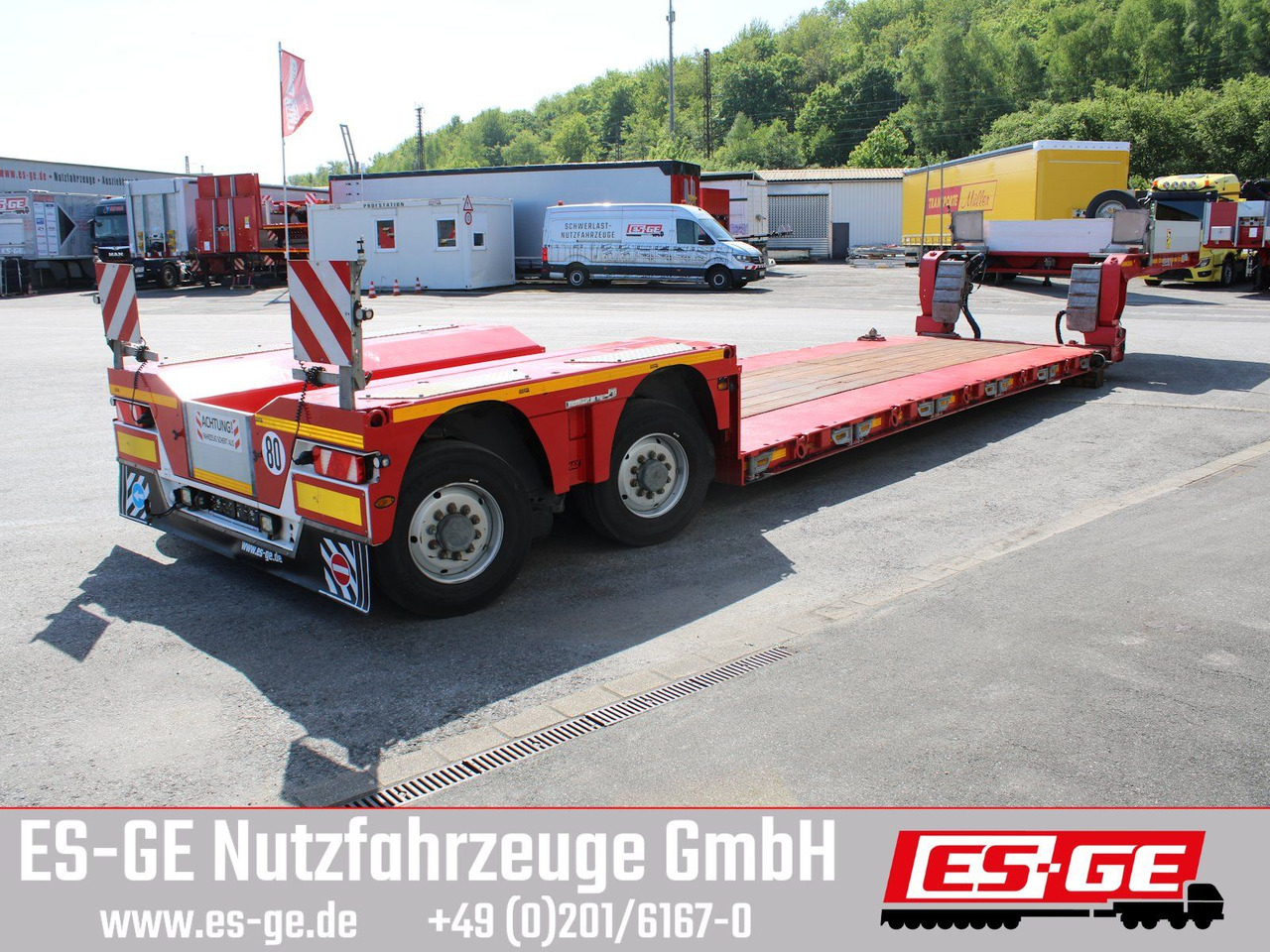 Faymonville MAX Trailer MAX510 Tiefbett 2x12 t PA - סמיטריילר עם מטען נמוך: תמונה 3 Faymonville MAX Trailer MAX510 Tiefbett 2x12 t PA - סמיטריילר עם מטען נמוך: תמונה 3