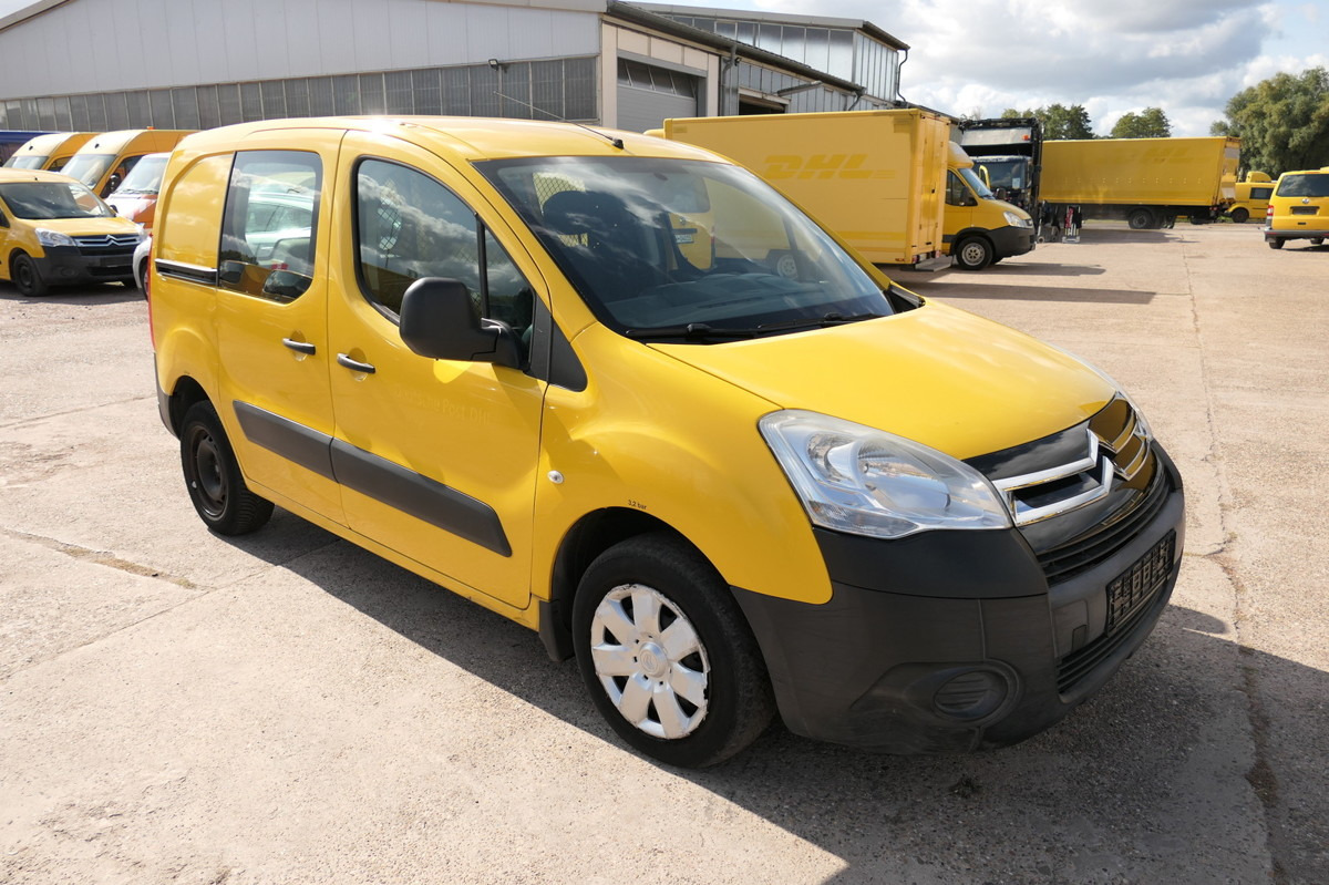 CITROEN Berlingo 16V HDI Niveau B L1 CoC PARKTRONIK 2xSC - כלי רכב מסחרי קטן: תמונה 2 CITROEN Berlingo 16V HDI Niveau B L1 CoC PARKTRONIK 2xSC - כלי רכב מסחרי קטן: תמונה 2