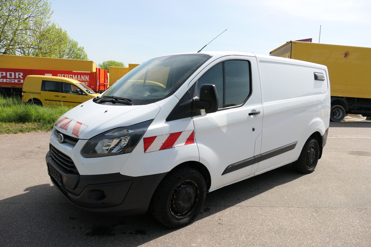 FORD Transit Custom 2,2l TDCI L1H1 COC KLIMA WERKSTAT - כלי רכב מסחרי קטן: תמונה 3 FORD Transit Custom 2,2l TDCI L1H1 COC KLIMA WERKSTAT - כלי רכב מסחרי קטן: תמונה 3