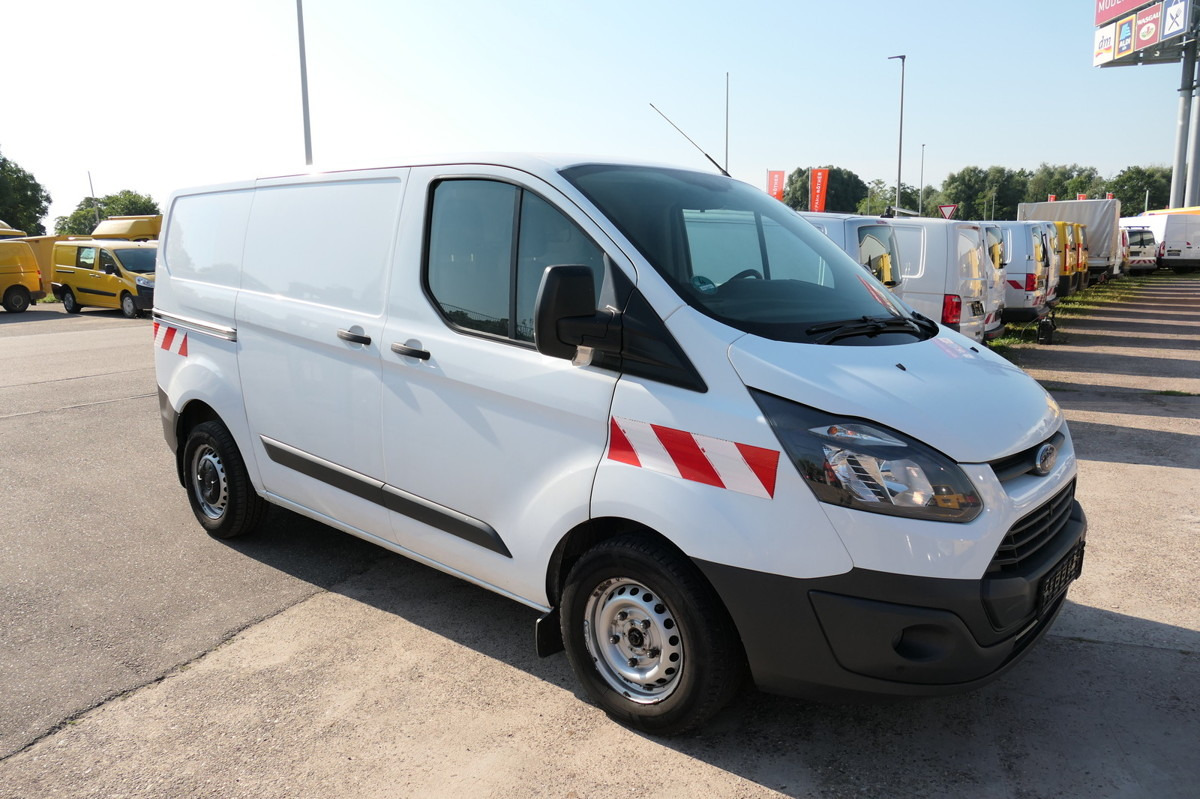 FORD Transit Custom 290 2.0 TDCi KLIMA TEMPOMAT AHK W - כלי רכב מסחרי קטן: תמונה 2 FORD Transit Custom 290 2.0 TDCi KLIMA TEMPOMAT AHK W - כלי רכב מסחרי קטן: תמונה 2