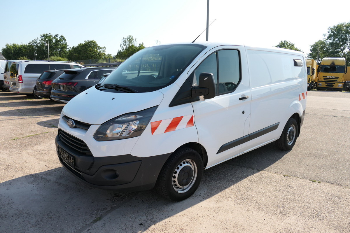 FORD Transit Custom 290 2.0 TDCi KLIMA TEMPOMAT AHK W - כלי רכב מסחרי קטן: תמונה 3 FORD Transit Custom 290 2.0 TDCi KLIMA TEMPOMAT AHK W - כלי רכב מסחרי קטן: תמונה 3