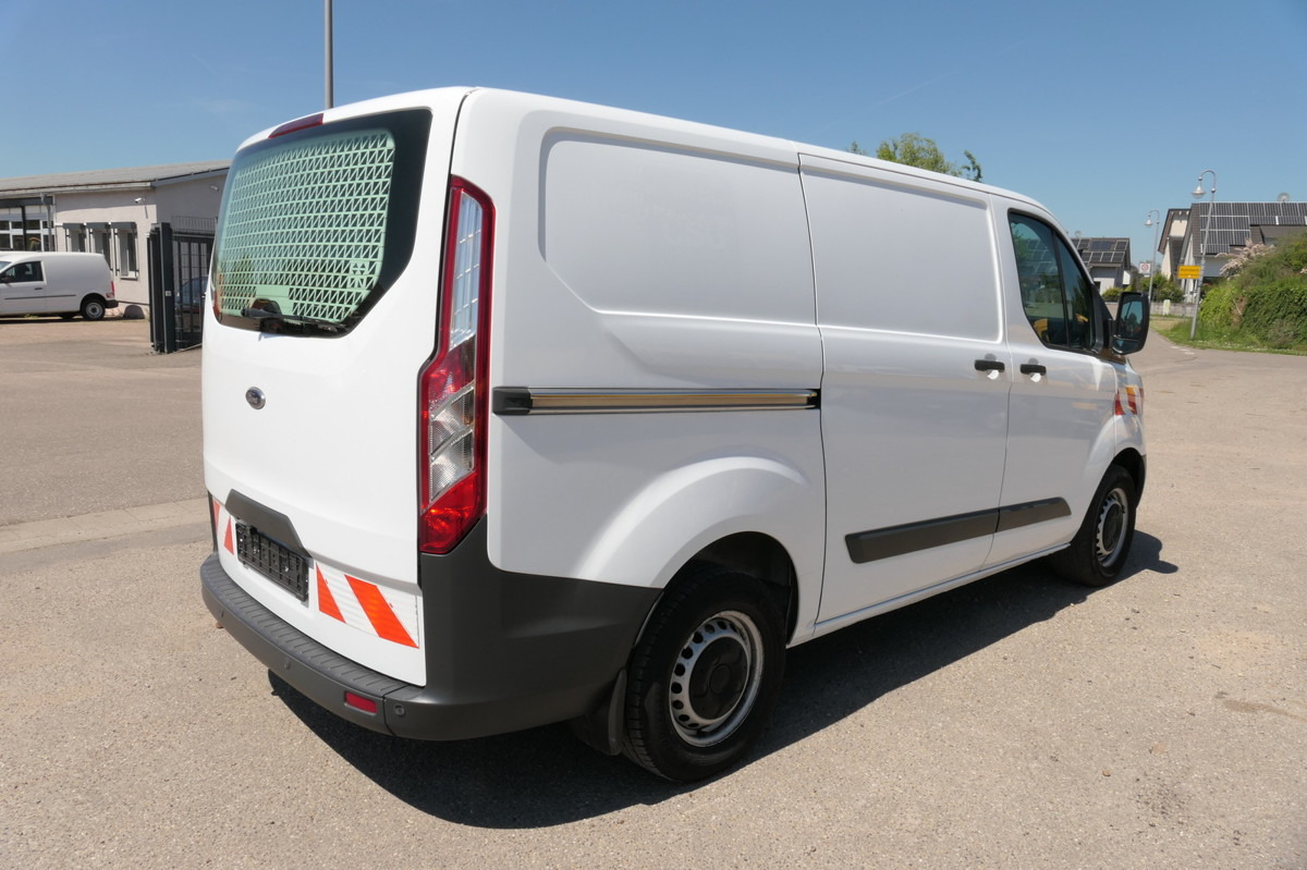 FORD Transit Custom 290 2.0 TDCi KLIMA WERKSTATTEINBA - כלי רכב מסחרי קטן: תמונה 4 FORD Transit Custom 290 2.0 TDCi KLIMA WERKSTATTEINBA - כלי רכב מסחרי קטן: תמונה 4