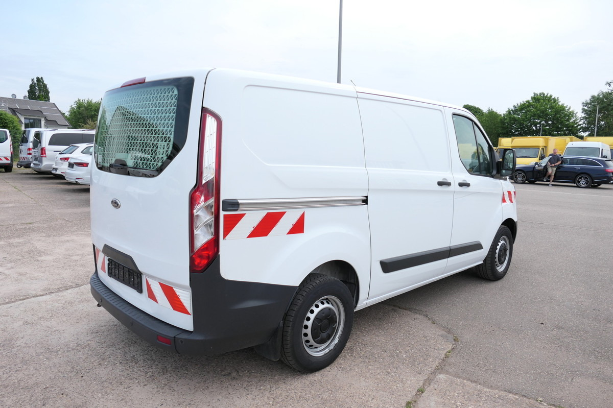 FORD Transit Custom 290 2.0 TDCi KLIMA WERKSTATTEINBA - כלי רכב מסחרי קטן: תמונה 4 FORD Transit Custom 290 2.0 TDCi KLIMA WERKSTATTEINBA - כלי רכב מסחרי קטן: תמונה 4