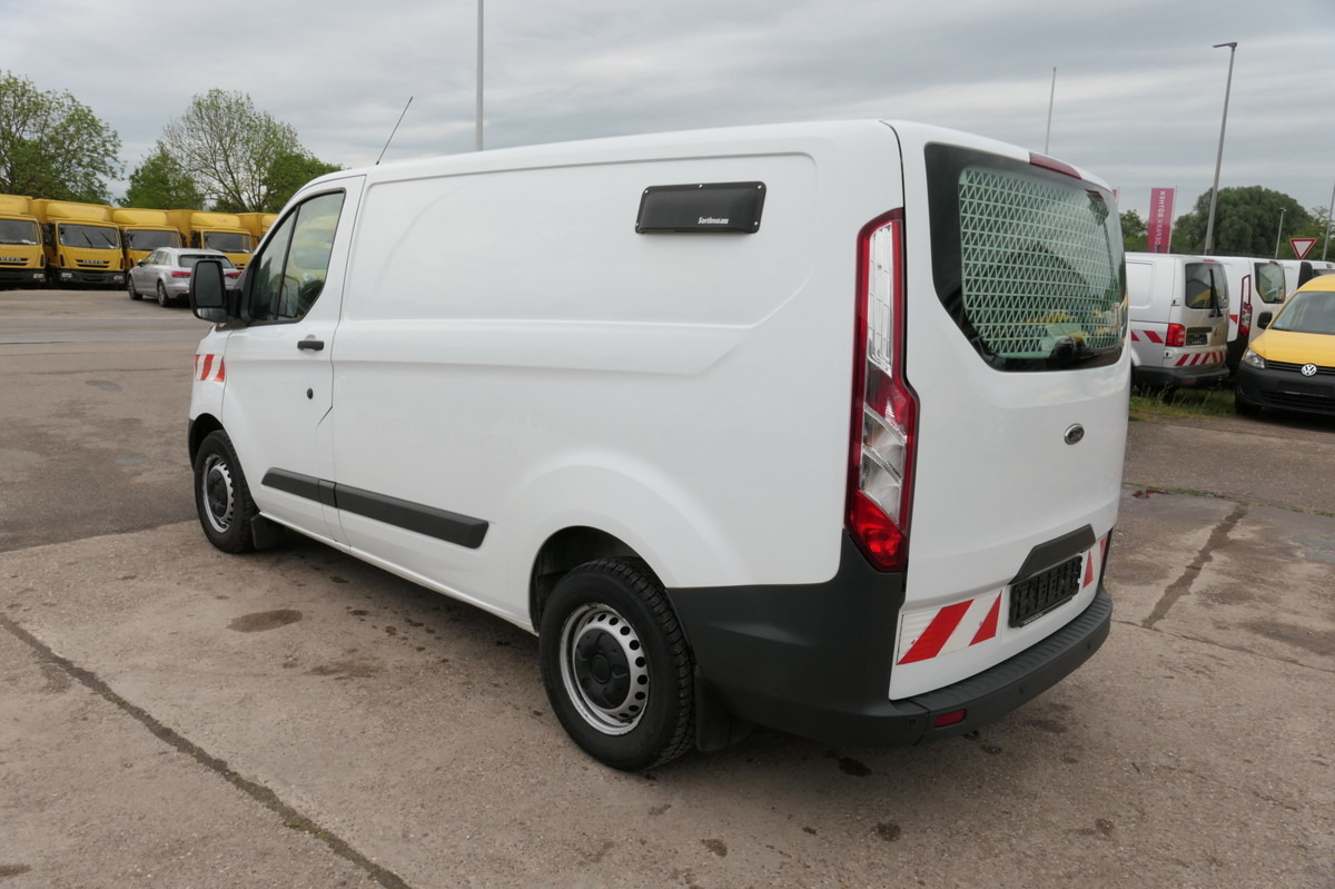 FORD Transit Custom 290 2.0 TDCi KLIMA WERKSTATTEINBA - כלי רכב מסחרי קטן: תמונה 5 FORD Transit Custom 290 2.0 TDCi KLIMA WERKSTATTEINBA - כלי רכב מסחרי קטן: תמונה 5
