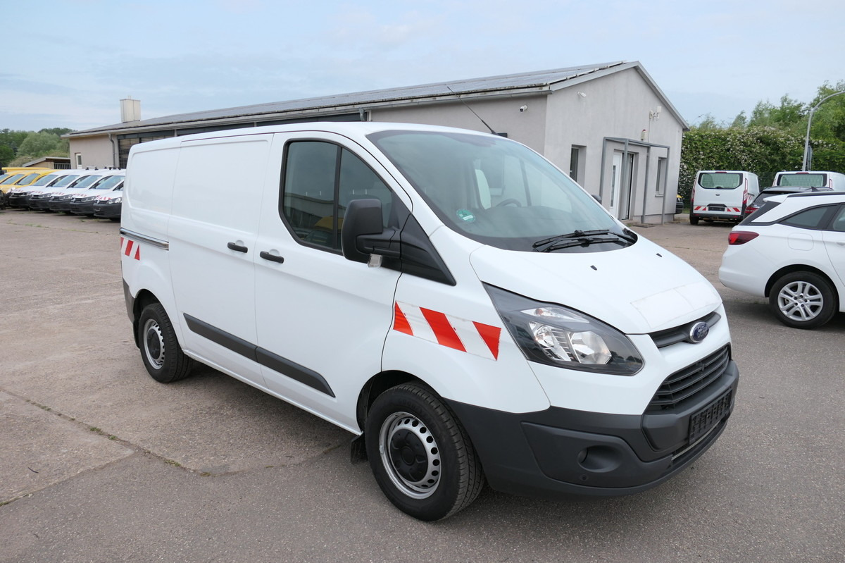 FORD Transit Custom 290 2.0 TDCi KLIMA WERKSTATTEINBA - כלי רכב מסחרי קטן: תמונה 3 FORD Transit Custom 290 2.0 TDCi KLIMA WERKSTATTEINBA - כלי רכב מסחרי קטן: תמונה 3