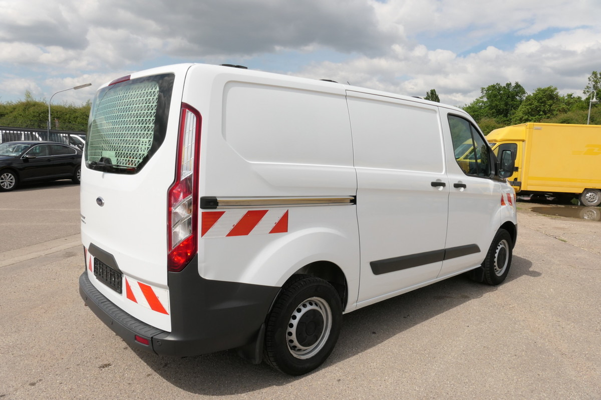 FORD Transit Custom 290 2.0 TDCi - כלי רכב מסחרי קטן: תמונה 4 FORD Transit Custom 290 2.0 TDCi - כלי רכב מסחרי קטן: תמונה 4
