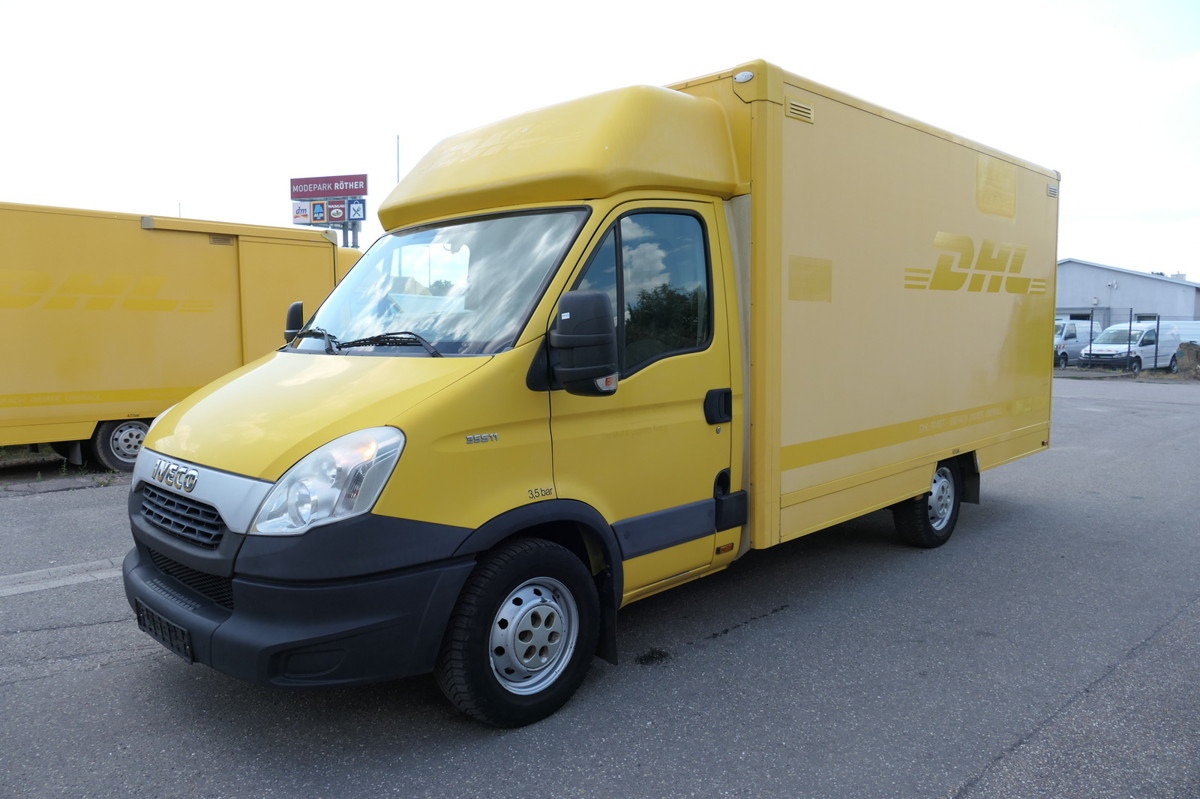 IVECO Daily 35 S11 C30C AUTOMATIK KAMERA MAXI KAMERA R - כלי רכב מסחרי עם תיבה: תמונה 1 IVECO Daily 35 S11 C30C AUTOMATIK KAMERA MAXI KAMERA R - כלי רכב מסחרי עם תיבה: תמונה 1