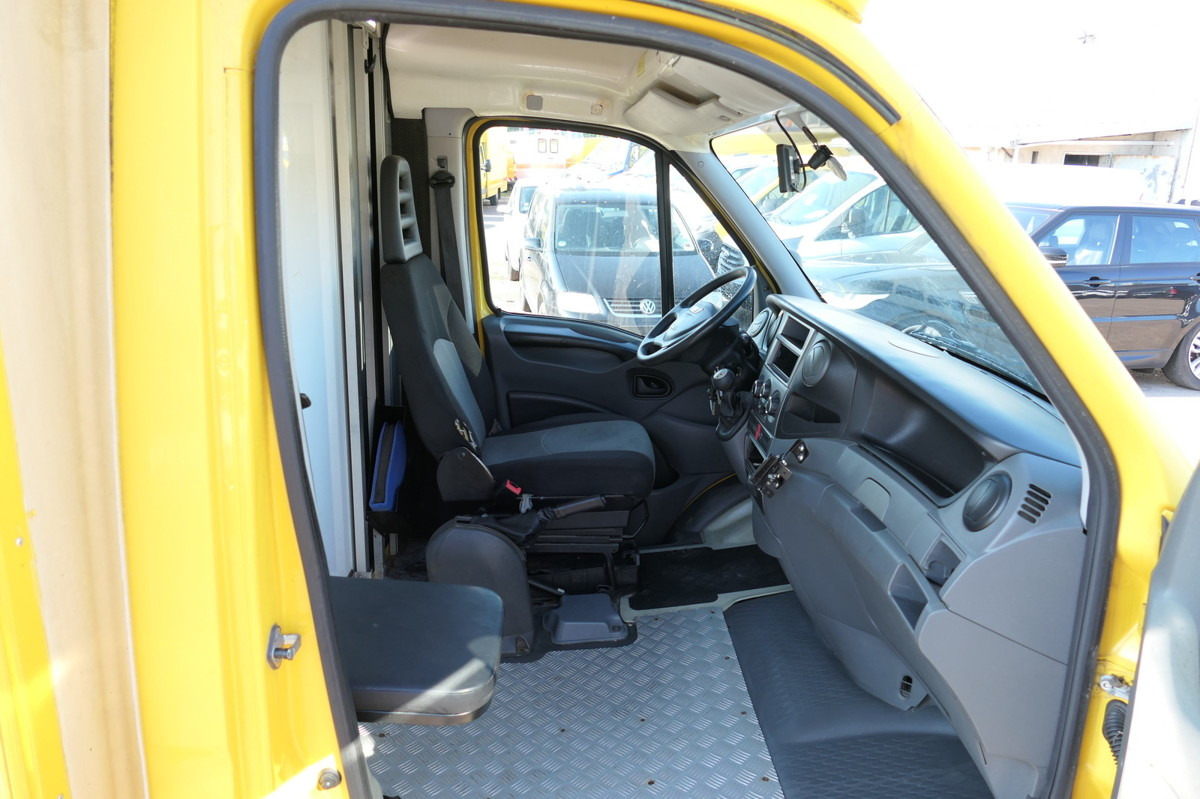 IVECO Daily 35 S11 C30C AUTOMATIK KAMERA Regale LUFT D - כלי רכב מסחרי עם תיבה: תמונה 5 IVECO Daily 35 S11 C30C AUTOMATIK KAMERA Regale LUFT D - כלי רכב מסחרי עם תיבה: תמונה 5