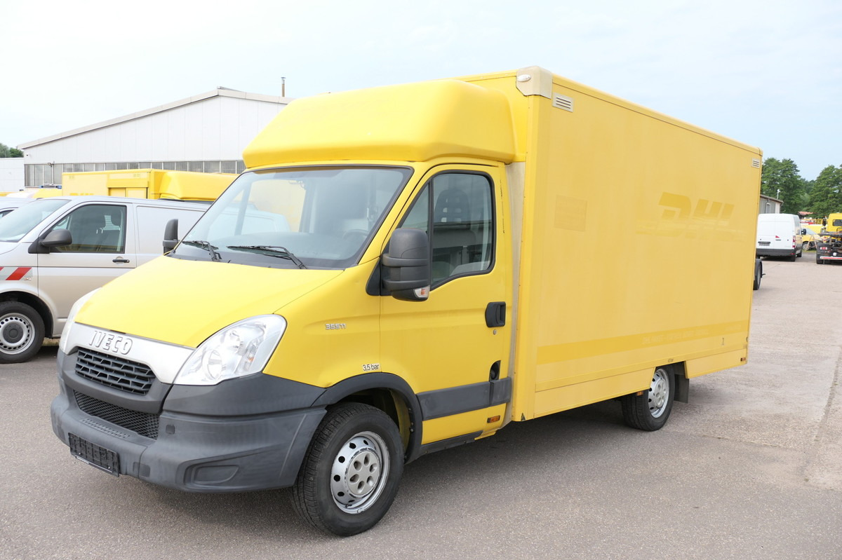 IVECO Daily 35 S11 C30C AUTOMATIK KAMERA Regale LUFT D - כלי רכב מסחרי עם תיבה: תמונה 1 IVECO Daily 35 S11 C30C AUTOMATIK KAMERA Regale LUFT D - כלי רכב מסחרי עם תיבה: תמונה 1