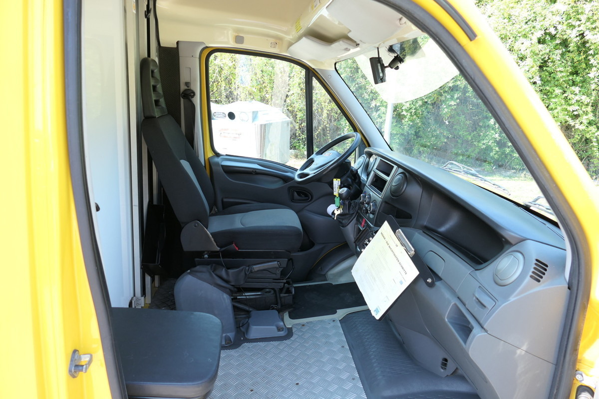 IVECO Daily 35 S11 C30C AUTOMATIK KAMERA Regale LUFT D - כלי רכב מסחרי עם תיבה: תמונה 5 IVECO Daily 35 S11 C30C AUTOMATIK KAMERA Regale LUFT D - כלי רכב מסחרי עם תיבה: תמונה 5