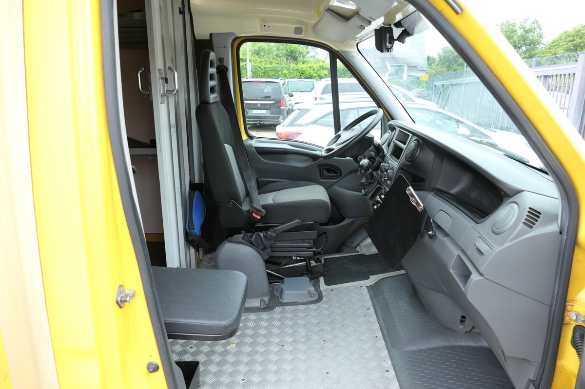 IVECO Daily 35 S11 C30C AUTOMATIK KAMERA Regale LUFT D - כלי רכב מסחרי עם תיבה: תמונה 5 IVECO Daily 35 S11 C30C AUTOMATIK KAMERA Regale LUFT D - כלי רכב מסחרי עם תיבה: תמונה 5