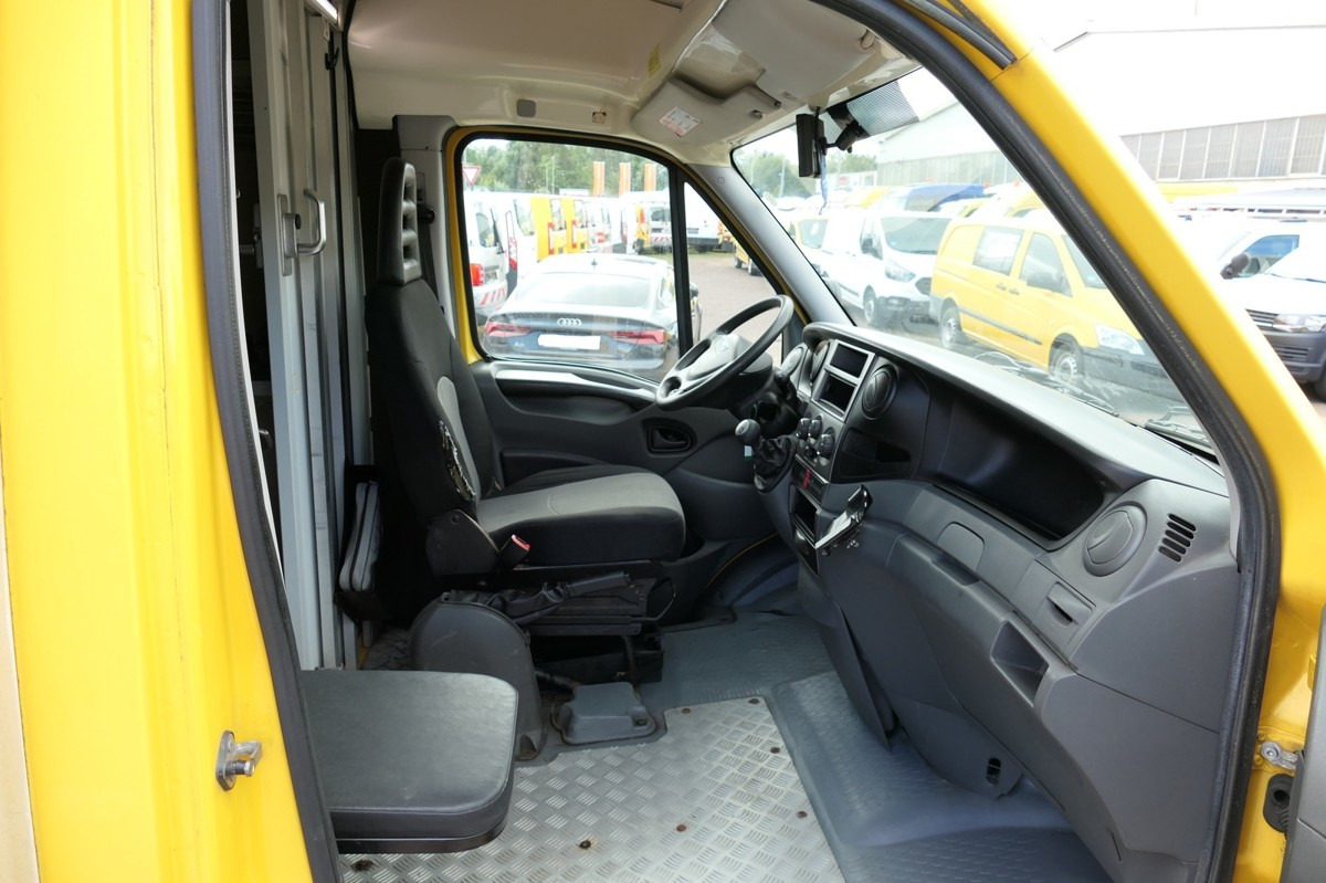 IVECO Daily 35 S11 C30C AUTOMATIK Regale LUFT - EURO 5 - כלי רכב מסחרי עם תיבה: תמונה 5 IVECO Daily 35 S11 C30C AUTOMATIK Regale LUFT - EURO 5 - כלי רכב מסחרי עם תיבה: תמונה 5