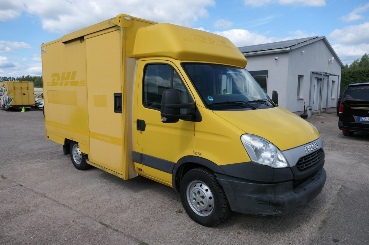 IVECO Daily 35 S11 C30C KURZ AUTOMATIK KAMERA Regale L - כלי רכב מסחרי עם תיבה: תמונה 2 IVECO Daily 35 S11 C30C KURZ AUTOMATIK KAMERA Regale L - כלי רכב מסחרי עם תיבה: תמונה 2